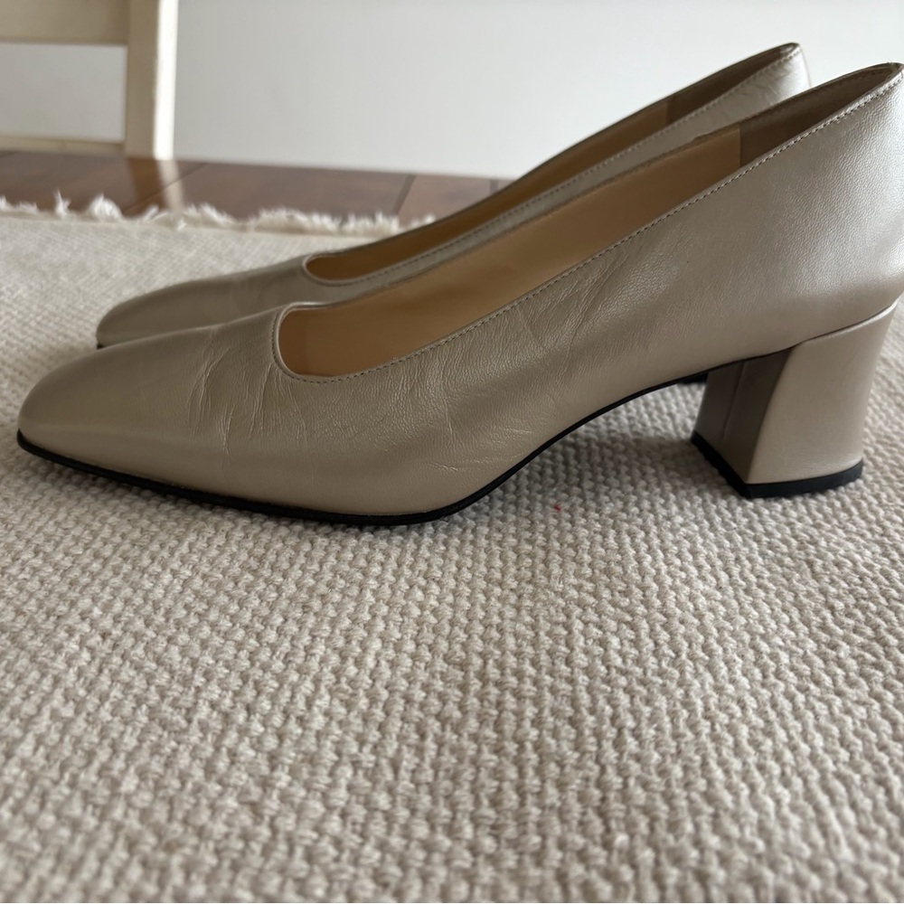 Paloma Golden Taupe Metallic Leather Block Heel Shoes Size 8.5M